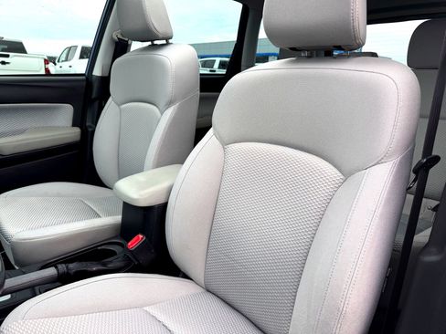 Used 2018 Subaru Forester 2.5i Premium image 13