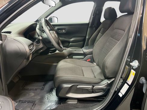 Used 2024 Honda HR-V Sport image 19