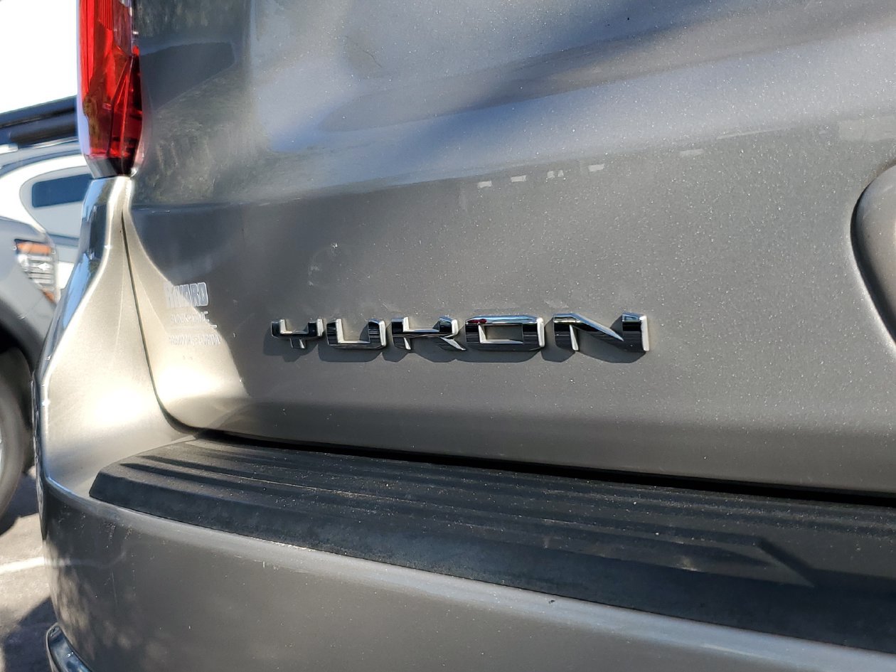 Used 2023 GMC Yukon Denali RWD image 7