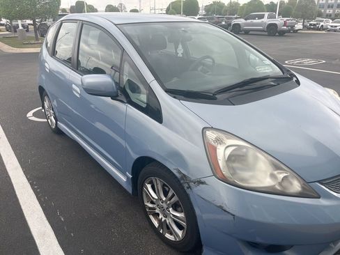 Used 2010 Honda Fit Sport image 3