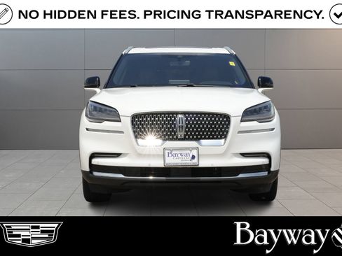Used 2023 Lincoln Aviator Reserve RWD image 2