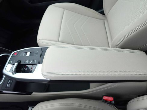 Used 2023 BMW X1 xDrive28i w/ Premium Package image 23