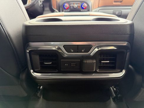 Used 2022 Chevrolet Silverado 2500 High Country AWD/4WD image 28