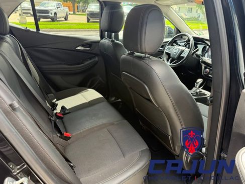 Used 2020 Buick Encore GX Preferred w/ Cold Weather Comfort Package FWD image 18