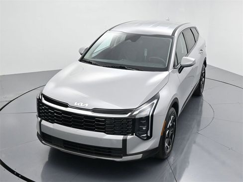 New 2026 Kia Sportage S image 42