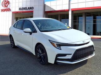 Used 2024 Toyota Corolla SE video 2