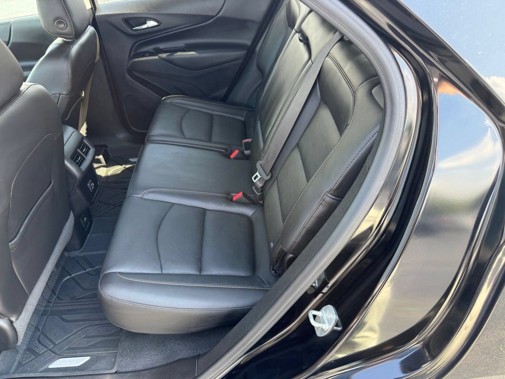 Used 2020 Chevrolet Equinox LT w/ Midnight Edition FWD image 30