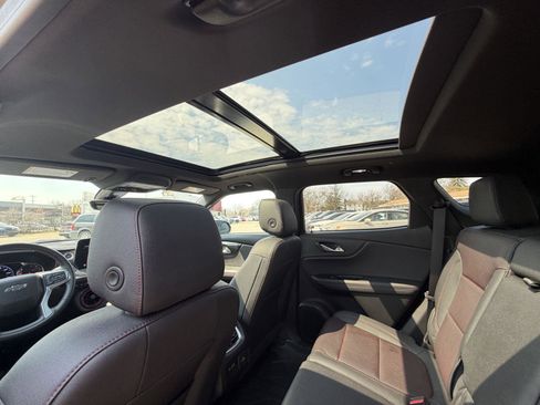 Used 2023 Chevrolet Blazer RS w/ Driver Confidence II Package image 27