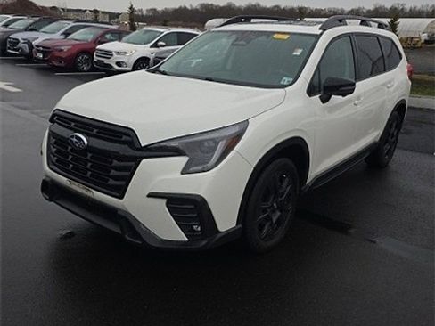 Used 2023 Subaru Ascent Onyx Edition Limited image 1