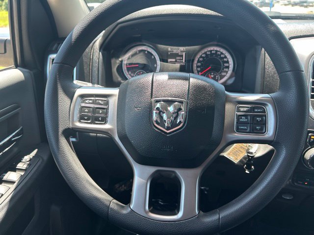 Used 2024 RAM 1500 Classic SLT AWD/4WD image 15