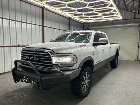 Used 2022 RAM 2500 Limited image 3