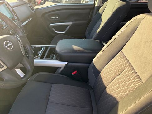 Certified 2024 Nissan Titan SV w/ SV Convenience Package image 7