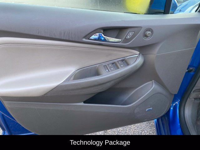 Used 2017 Chevrolet Cruze Premier FWD image 11