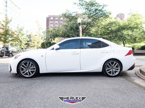 Used 2018 Lexus IS 300 F Sport w/ F Sport Package image 4