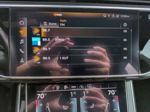 Used 2023 Audi Q8 Premium Plus w/ Premium Plus Package image 23