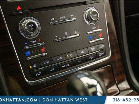 Used 2017 Lincoln Navigator L Reserve image 11