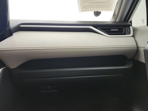 Used 2023 Toyota RAV4 XLE Premium FWD image 69