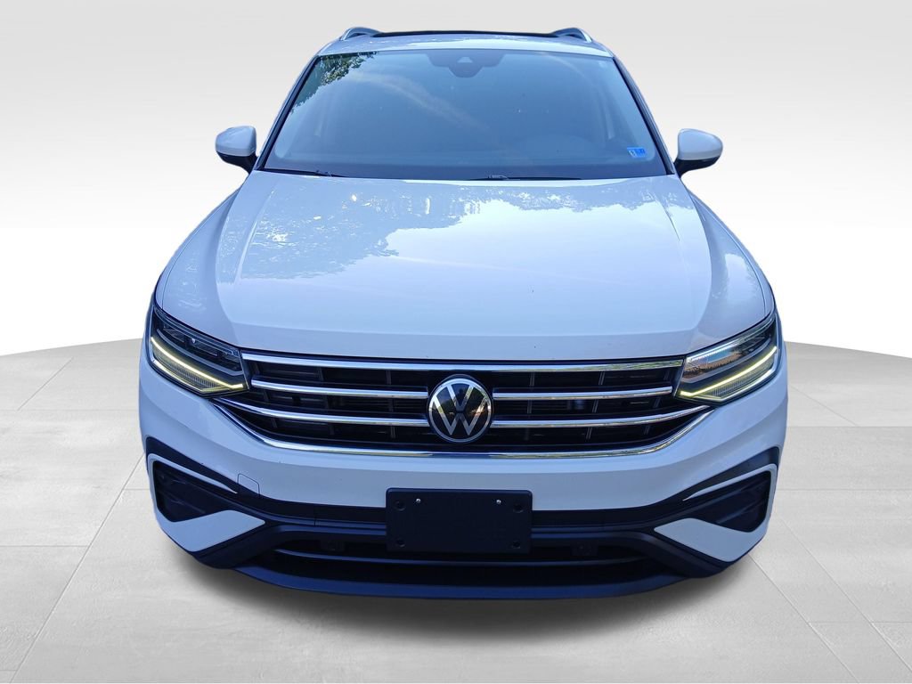 Used 2022 Volkswagen Tiguan SE FWD image 8