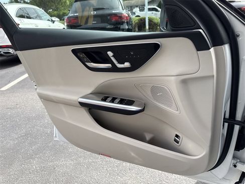 Certified 2022 Mercedes-Benz C 300 4MATIC Sedan image 25