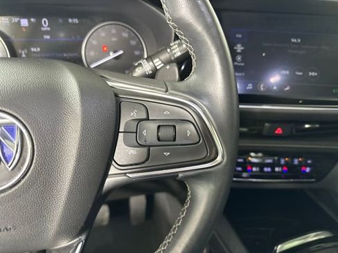 Used 2022 Buick Envision Avenir w/ Technology Package II image 16