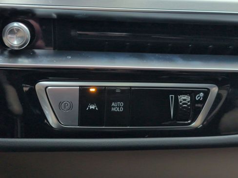 Used 2025 Cadillac Lyriq Luxury image 25