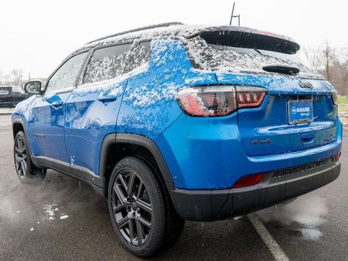 Used 2026 Jeep Compass Limited AWD/4WD image 8