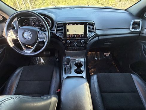 Used 2021 Jeep Grand Cherokee Laredo X image 31