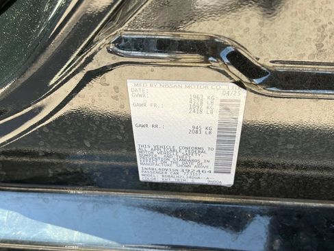Used 2025 Nissan Altima 2.5 SV FWD image 14