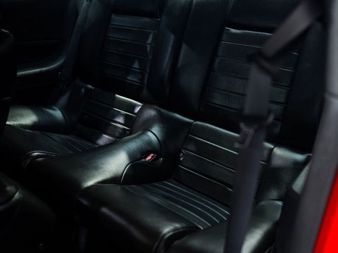 Used 2009 Ford Mustang Shelby GT500 RWD image 36