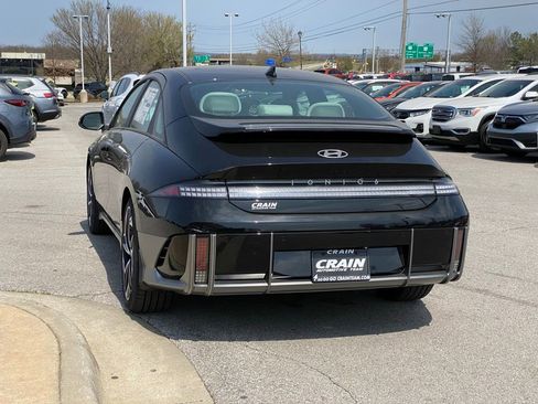 New 2025 Hyundai Ioniq 6 SEL RWD image 5