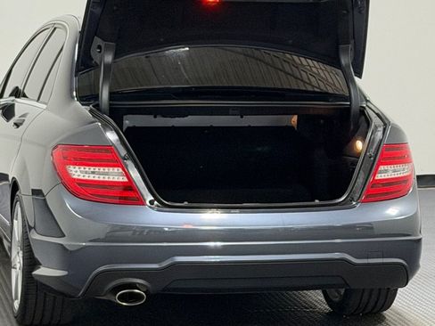 Used 2013 Mercedes-Benz C 250 Sedan image 12