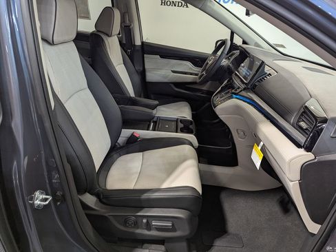New 2026 Honda Odyssey Elite image 17