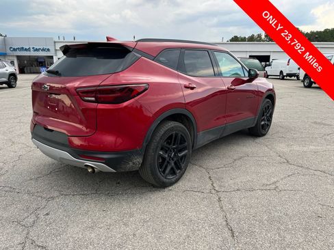 Used 2024 Chevrolet Blazer LT w/ Convenience Package FWD image 5