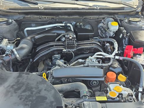 Used 2023 Subaru Outback Premium AWD/4WD image 31