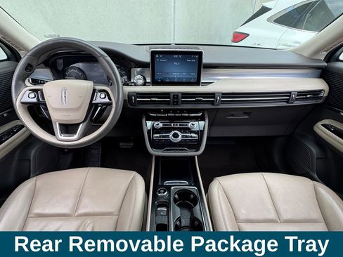 Used 2022 Lincoln Corsair AWD w/ Premium Package image 8
