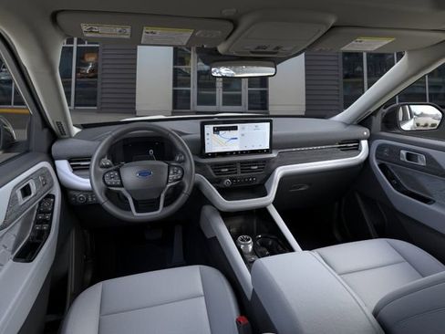 New 2026 Ford Explorer Platinum AWD/4WD image 9