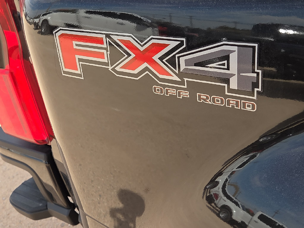 New 2027 Ford F450 Platinum w/ FX4 Off-Road Package AWD/4WD image 18