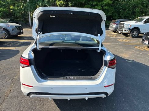Certified 2023 Nissan Sentra SV w/ Trunk Package FWD image 13