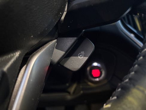 Certified 2025 Subaru Outback Limited w/ Popular Package #2 image 21