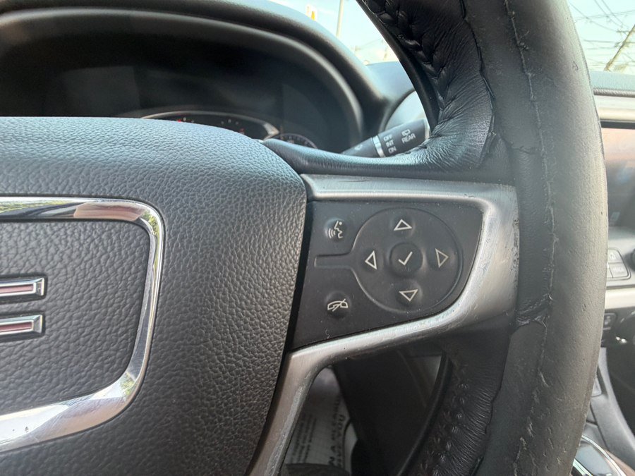 Used 2018 GMC Acadia SLE AWD/4WD image 22