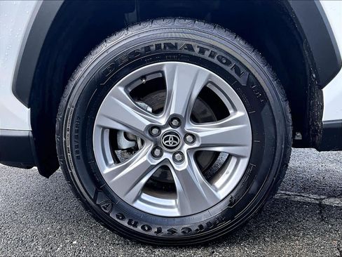 Used 2025 Toyota RAV4 XLE image 7