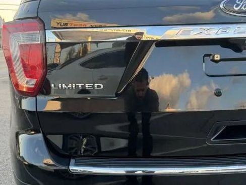 Used 2018 Ford Explorer Limited w/ Equipment Group 301A image 13