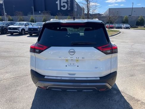 Certified 2023 Nissan Rogue SL w/ SL Premium Package image 4
