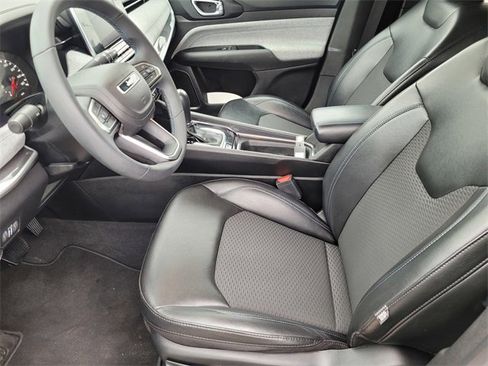 Used 2022 Jeep Compass Latitude image 16