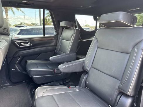 Used 2021 Chevrolet Tahoe Premier image 17