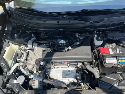 Used 2016 Nissan Rogue SV w/ SV Moonroof Package FWD image 20