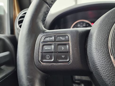 Used 2015 Jeep Wrangler Sport w/ Connectivity Group image 13