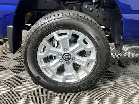 Used 2024 Nissan Titan SV w/ SV Convenience Package image 31