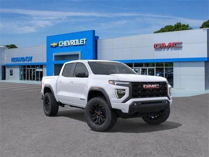 New 2026 GMC Canyon Elevation w/ Convenience Package