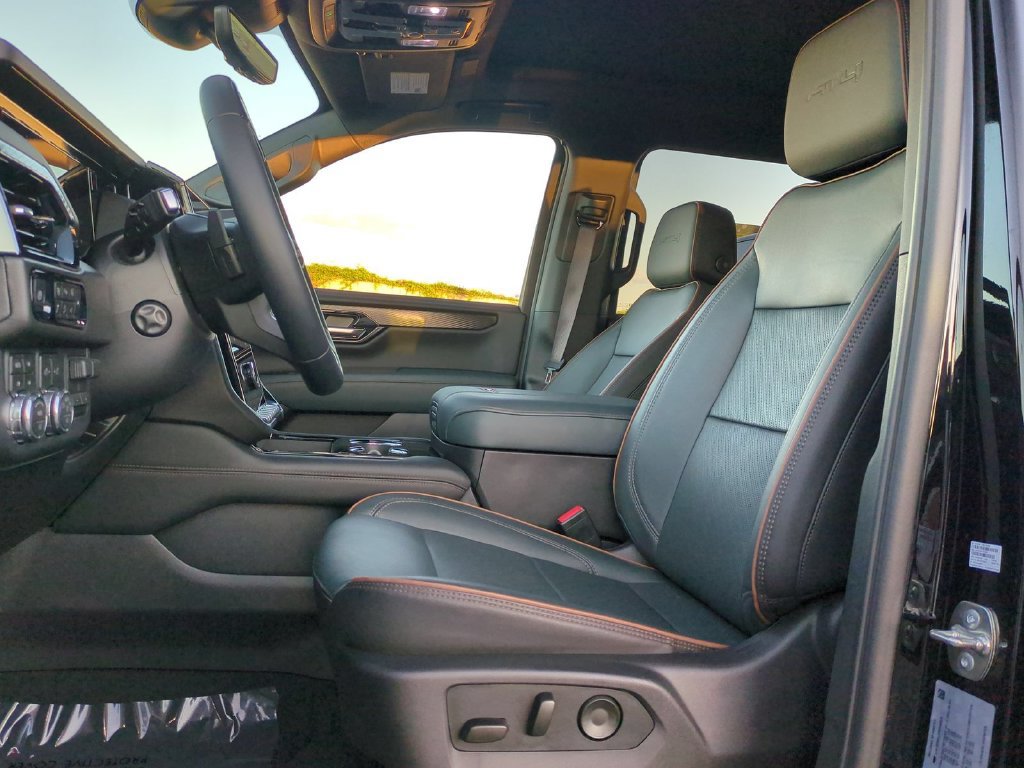 Certified 2026 GMC Yukon XL AT4 w/ AT4 Premium Plus Package AWD/4WD image 23